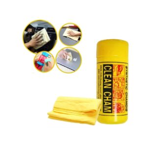 Soft, absorbent chamois cloth folded neatly, designed for drying and polishing surfaces. Ideal for streak-free cleaning on cars, windows, and mirrors, with a smooth texture that gently lifts water and dust without scratching