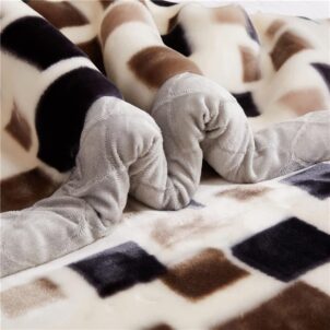 This 3Ply Blanket in various colors in beautiful designs warm, thick and cozy for the winter with a weight of 3.2kg.