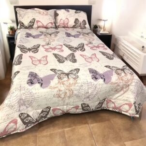 Luxury Microfiber Comforter – Ultra-Soft & Stylish in Vibrant Prints and Colors Elevate your bedroom with the perfect blend of comfort and style. This luxury microfiber comforter is designed with ultra-soft, breathable microfiber that feels light yet cozy—ideal for year-round use. The premium down-alternative fill adds plush warmth without the bulk, ensuring a restful sleep every night. Available in a stunning variety of prints and colours—from modern geometric patterns and elegant florals or beautiful butterflies to classic solids and trending tones—there’s a design to match every decor style. The fade-resistant fabric ensures your comforter stays vibrant wash after wash.
